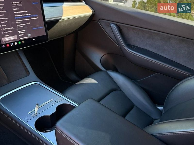 Позашляховик / Кросовер Tesla Model Y 2021 в Івано-Франківську фото 17 Позашляховик / Кросовер Tesla Model Y 2021 в Івано-Франківську