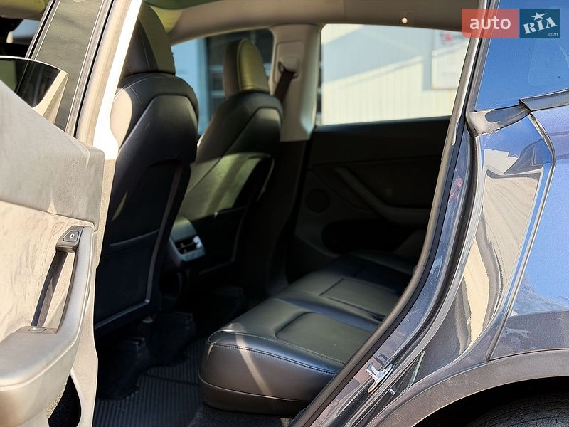 Внедорожник / Кроссовер Tesla Model Y 2023 в Киеве фото 16 Внедорожник / Кроссовер Tesla Model Y 2023 в Киеве