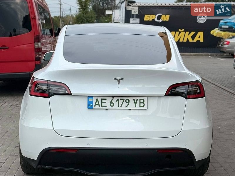 Внедорожник / Кроссовер Tesla Model Y 2021 в Днепре