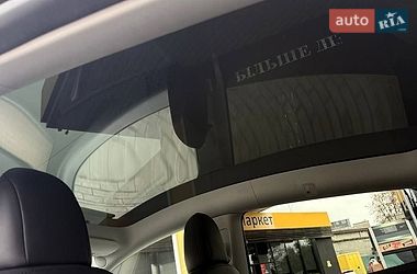 Внедорожник / Кроссовер Tesla Model Y 2021 в Днепре