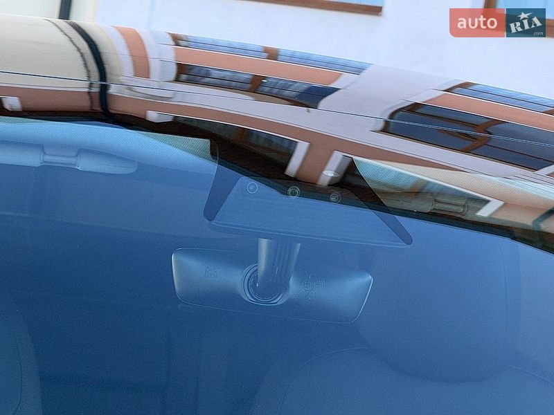 Внедорожник / Кроссовер Tesla Model Y 2021 в Дрогобыче