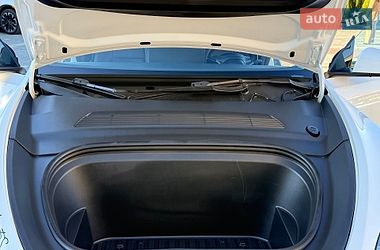 Внедорожник / Кроссовер Tesla Model Y 2021 в Дрогобыче