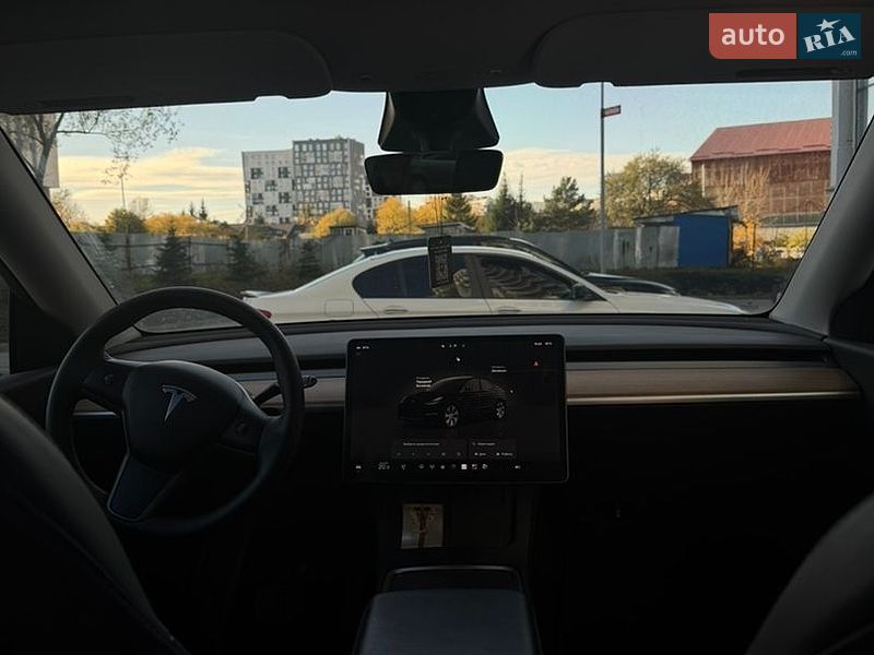 Позашляховик / Кросовер Tesla Model Y 2022 в Тернополі