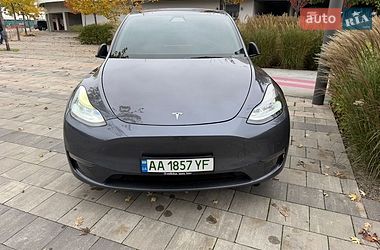Позашляховик / Кросовер Tesla Model Y 2022 в Києві