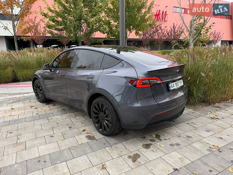 Позашляховик / Кросовер Tesla Model Y 2022 в Києві