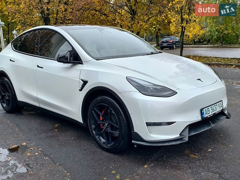 Позашляховик / Кросовер Tesla Model Y 2021 в Вінниці