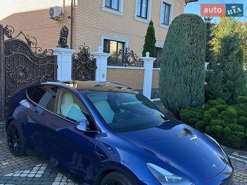 Позашляховик / Кросовер Tesla Model Y 2022 в Харкові