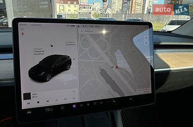 Внедорожник / Кроссовер Tesla Model Y 2021 в Киеве