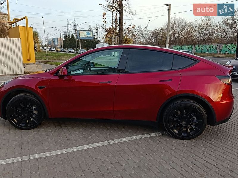 Внедорожник / Кроссовер Tesla Model Y 2024 в Харькове