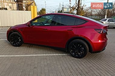 Внедорожник / Кроссовер Tesla Model Y 2024 в Харькове