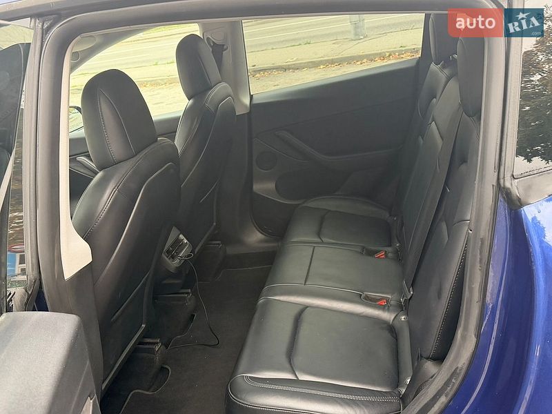 Позашляховик / Кросовер Tesla Model Y 2022 в Дніпрі