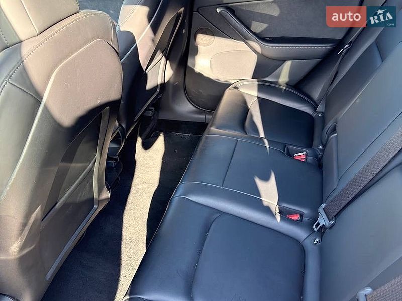 Позашляховик / Кросовер Tesla Model Y 2021 в Львові фото 14 Позашляховик / Кросовер Tesla Model Y 2021 в Львові
