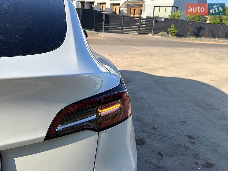 Позашляховик / Кросовер Tesla Model Y 2021 в Львові фото 30 Позашляховик / Кросовер Tesla Model Y 2021 в Львові
