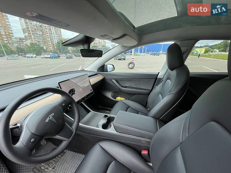 Позашляховик / Кросовер Tesla Model Y 2020 в Києві