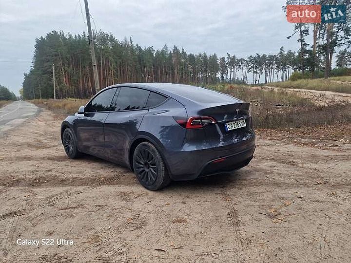 Внедорожник / Кроссовер Tesla Model Y 2021 в Львове