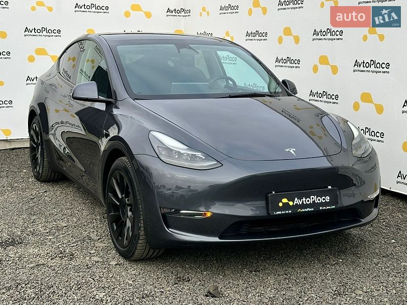 Внедорожник / Кроссовер Tesla Model Y 2023 в Луцке