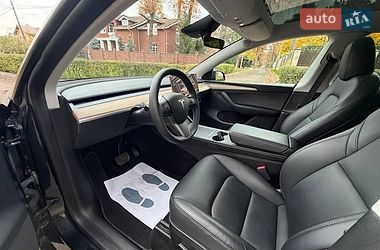 Позашляховик / Кросовер Tesla Model Y 2024 в Києві