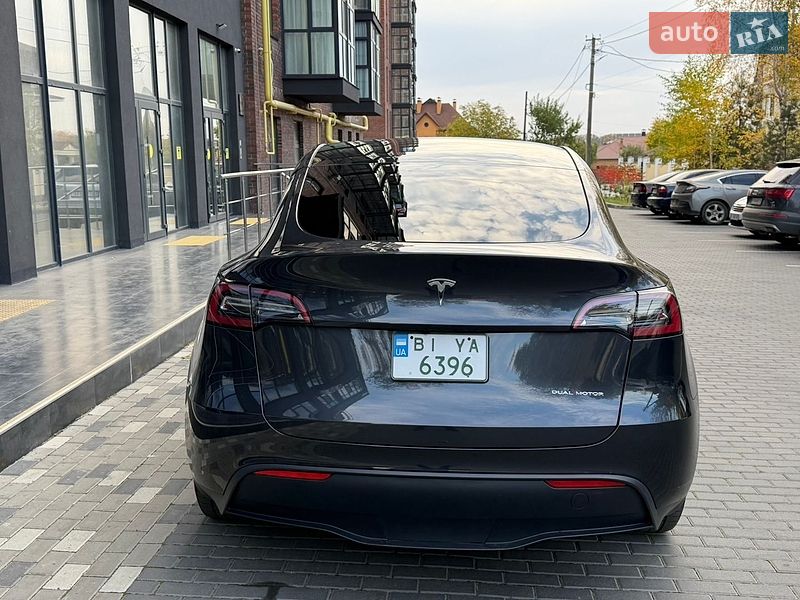 Позашляховик / Кросовер Tesla Model Y 2024 в Полтаві