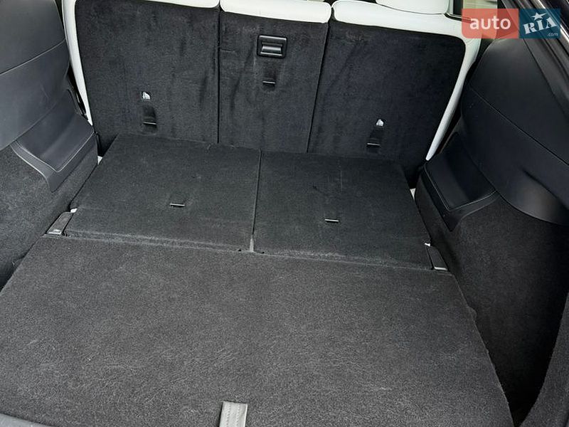 Позашляховик / Кросовер Tesla Model Y 2024 в Полтаві