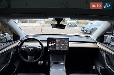 Позашляховик / Кросовер Tesla Model Y 2022 в Києві