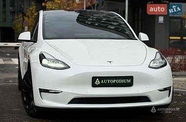 Позашляховик / Кросовер Tesla Model Y 2022 в Києві