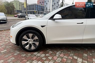 Позашляховик / Кросовер Tesla Model Y 2023 в Львові