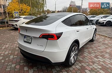 Внедорожник / Кроссовер Tesla Model Y 2023 в Львове