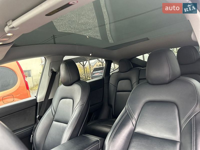 Внедорожник / Кроссовер Tesla Model Y 2022 в Львове