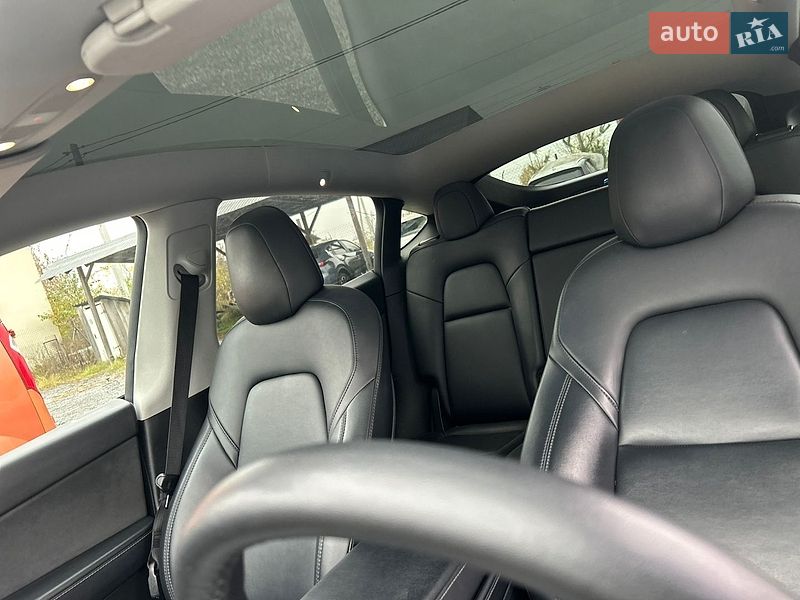 Внедорожник / Кроссовер Tesla Model Y 2022 в Львове