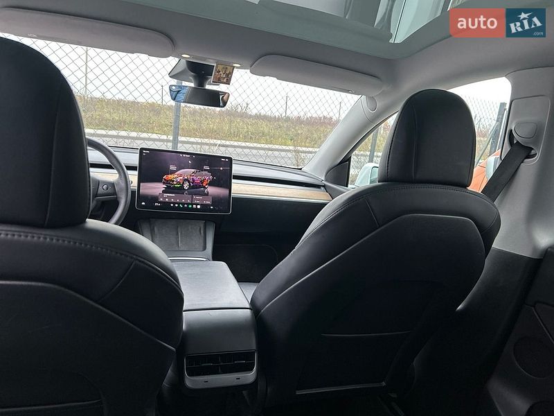 Внедорожник / Кроссовер Tesla Model Y 2022 в Львове