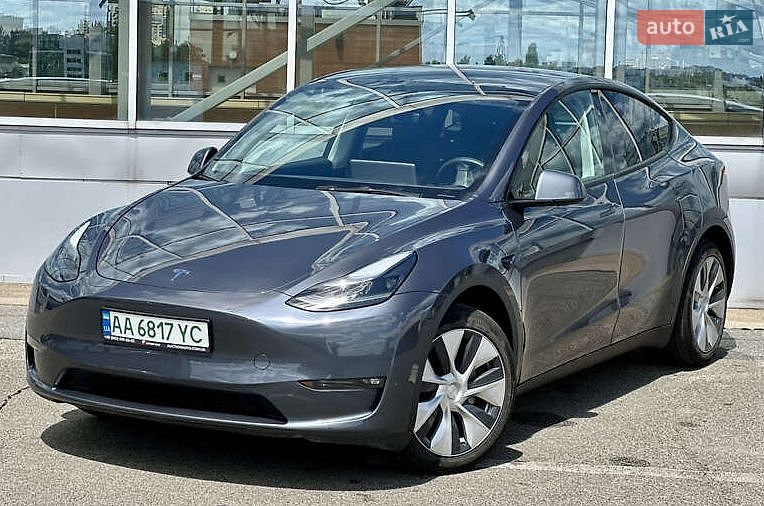 Позашляховик / Кросовер Tesla Model Y 2023 в Києві
