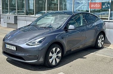 Позашляховик / Кросовер Tesla Model Y 2023 в Києві