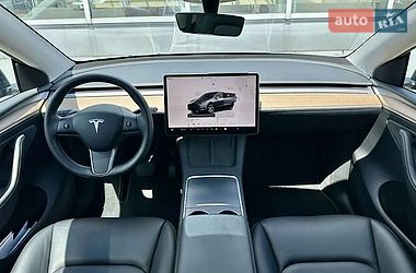 Позашляховик / Кросовер Tesla Model Y 2023 в Києві