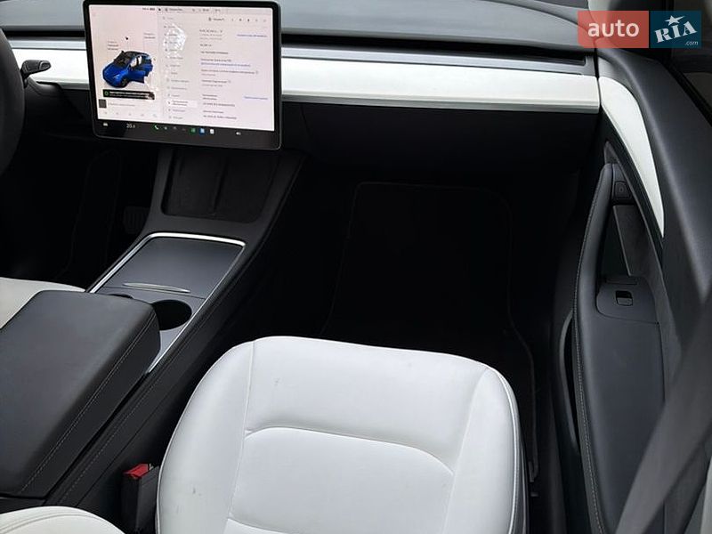 Позашляховик / Кросовер Tesla Model Y 2023 в Самборі