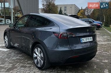 Внедорожник / Кроссовер Tesla Model Y 2023 в Львове