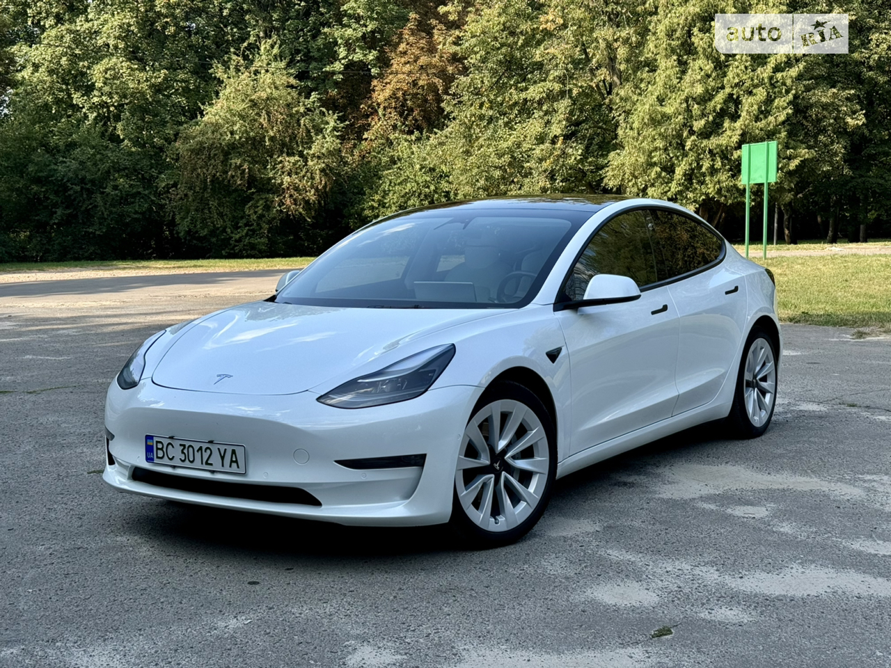 2022 Tesla Model 3 - мініатюра 16