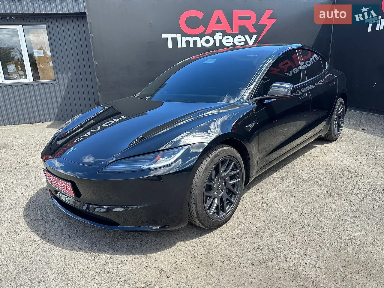 2025 Tesla Model 3 - мініатюра 17