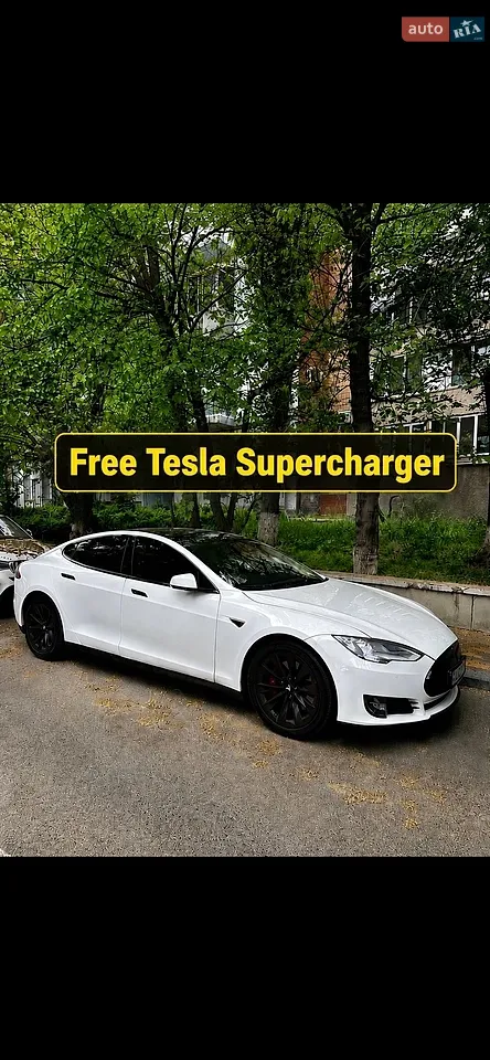2015 Tesla Model S - мініатюра 8