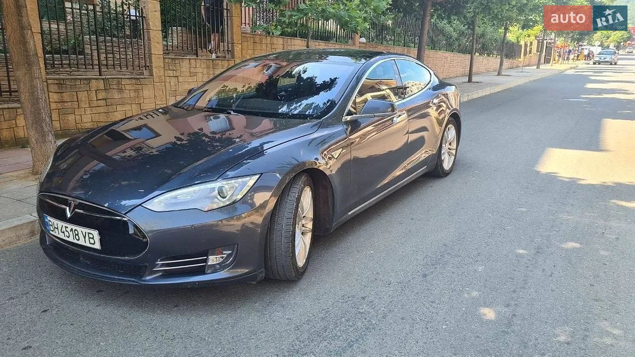 2015 Tesla Model S - мініатюра 17