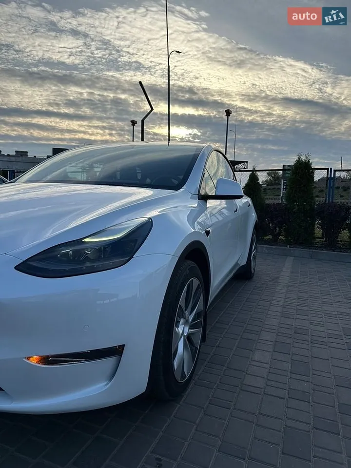 2022 Tesla Model Y - мініатюра 19