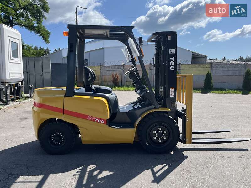 Вилочный погрузчик TEU FD 2025 в Киеве фото 4 Вилочный погрузчик TEU FD 2025 в Киеве