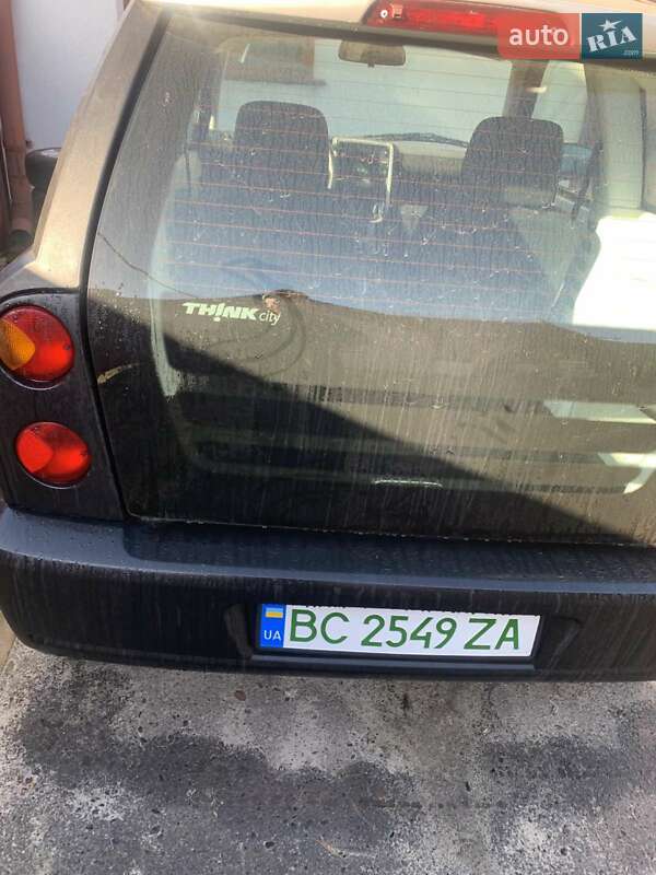 Седан Think Global City 2009 в Жовкве