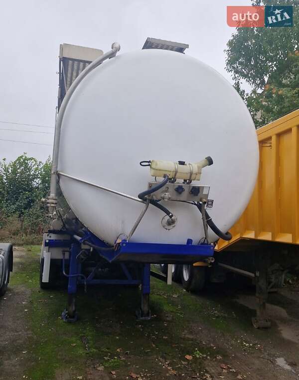 Цистерна полуприцеп Thompson Carmichael PT44/3 1994 в Тернополе