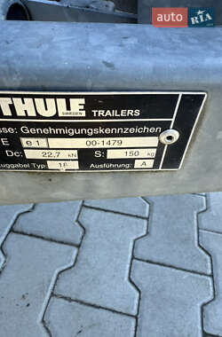 Тентований борт (штора) - прицеп Thule Trailers 2010 в 