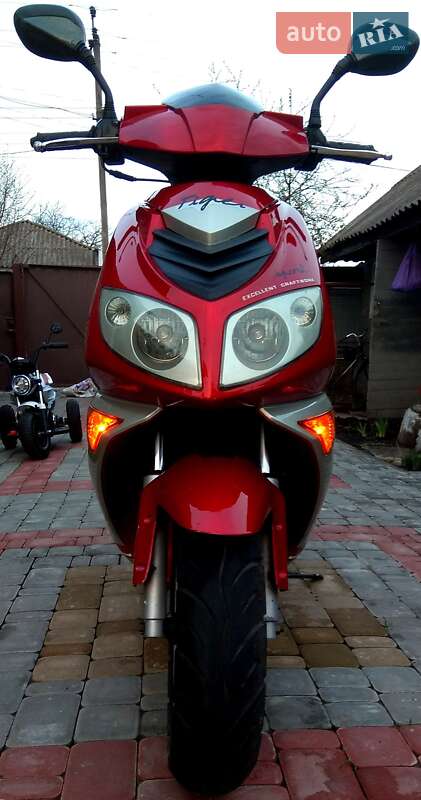 Макси-скутер Tiger HT 150 2008 в Нежине