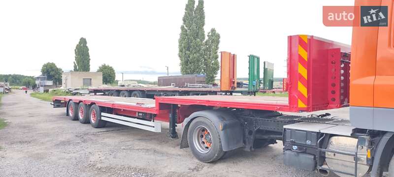 Низкорамна платформа Tirsan XS 2004 в Умані