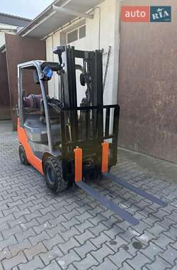 Вилочный погрузчик Toyota 02-5FD15 2008 в 