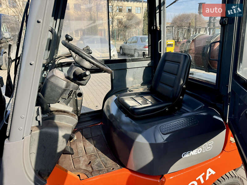 Вилочний навантажувач Toyota 02-7-FGF-15 2005 в Радомишлі фото 9 Вилочний навантажувач Toyota 02-7-FGF-15 2005 в Радомишлі