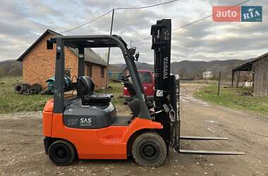 Вилочный погрузчик Toyota 02-7-FGF-15 2006 в Тячеве