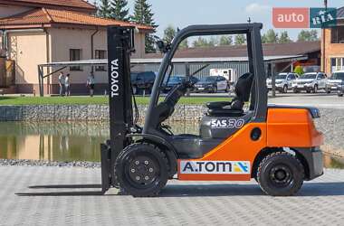 Вилочний навантажувач Toyota 02-8FDF 2008 в 